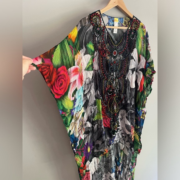 Agua Bendita hand headed cover up - Picture 3 of 16